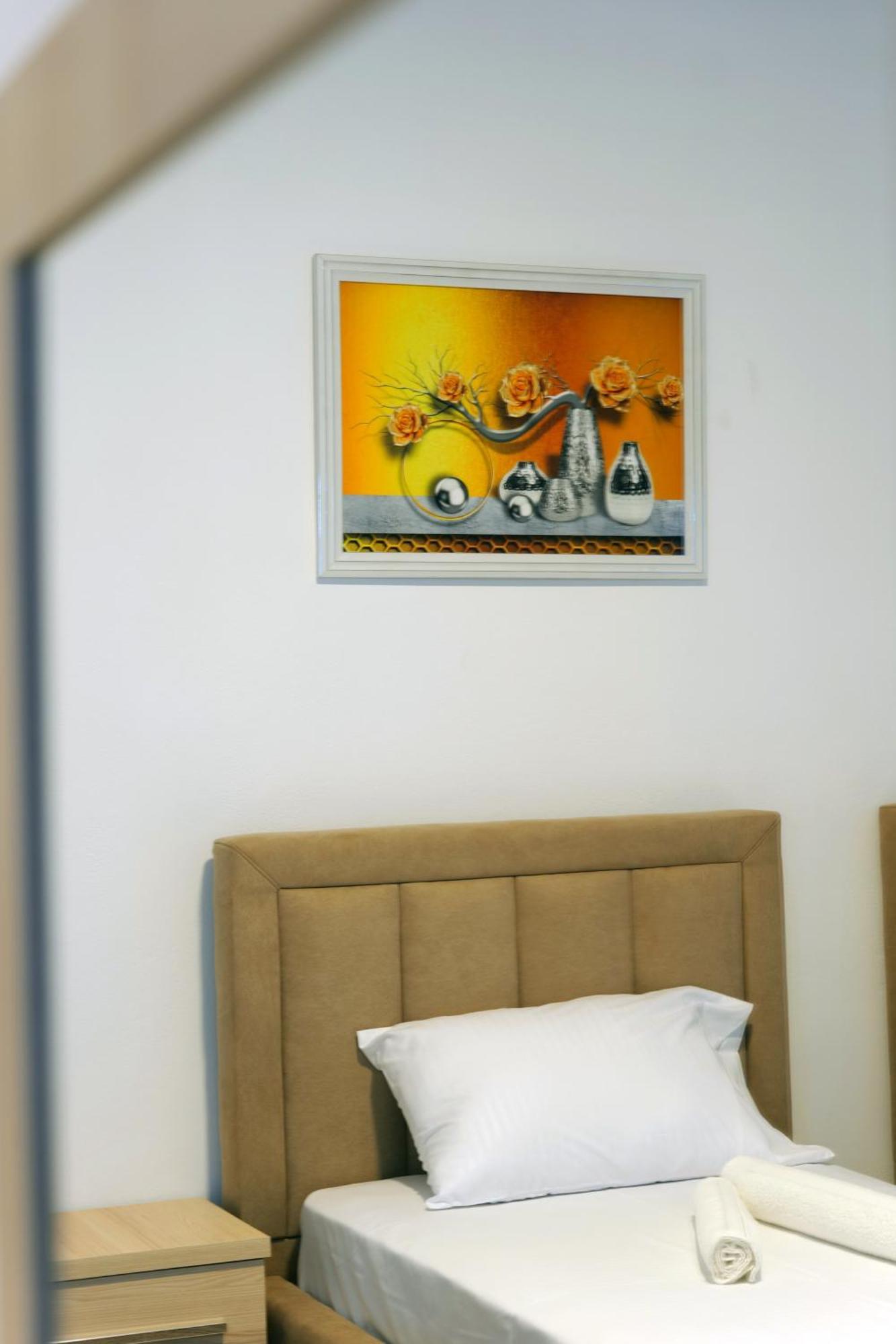 Mema Rooms Himarë Eksteriør billede